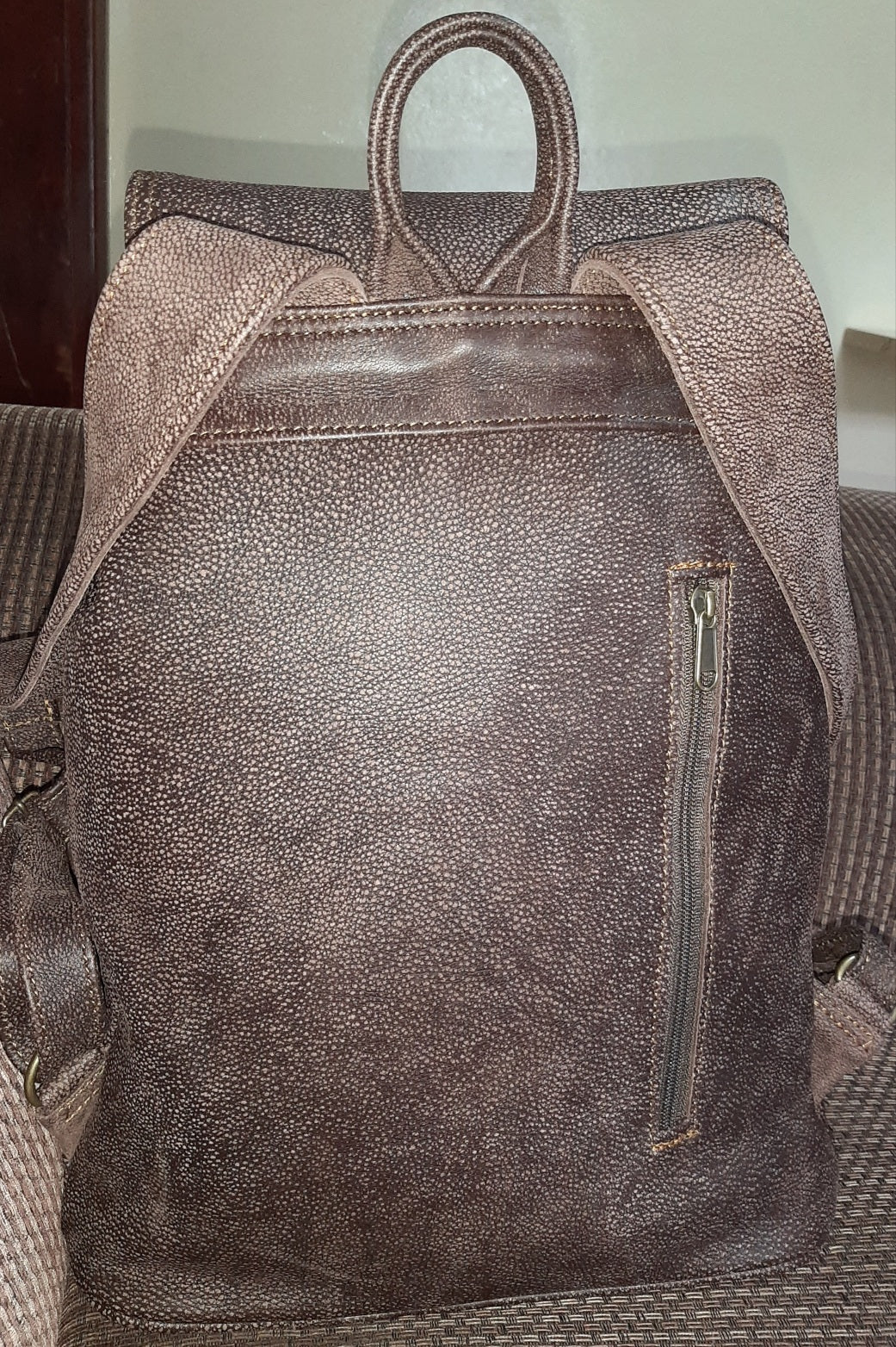 Leather Backpacks with flap XL - cape Masai leather
