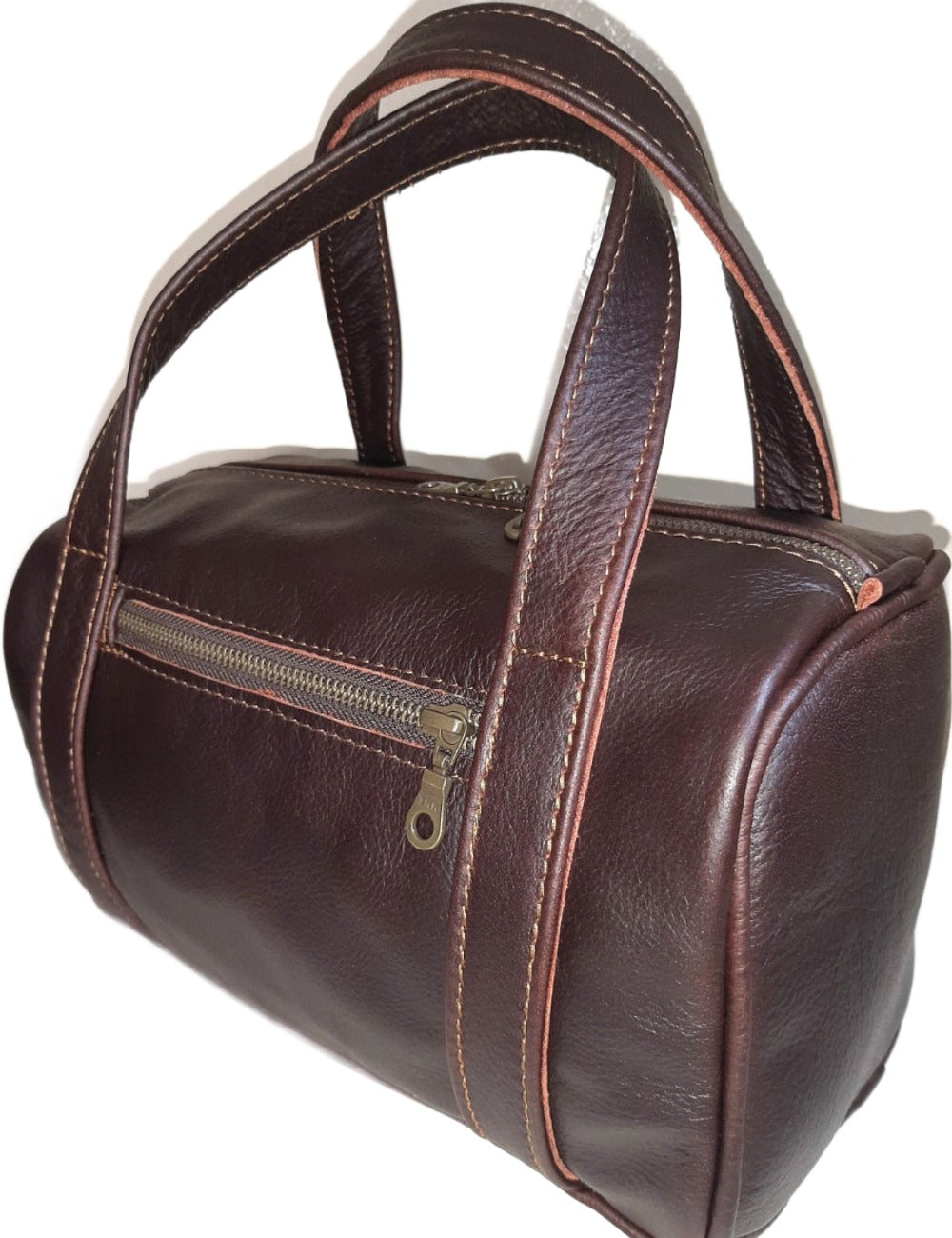 Alex Bathroom bag - cape Masai leather