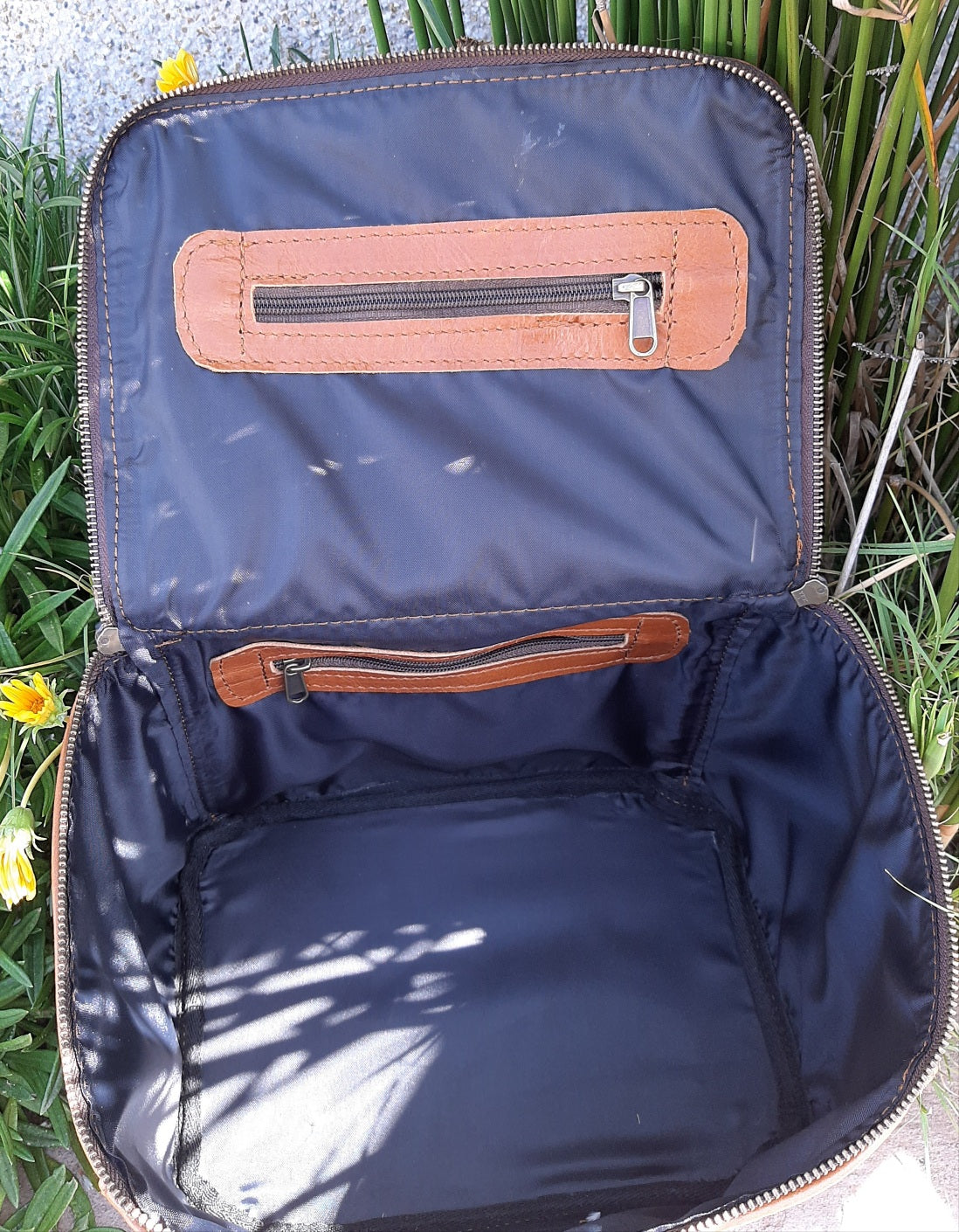 Kelly Bathroom bag - cape Masai leather