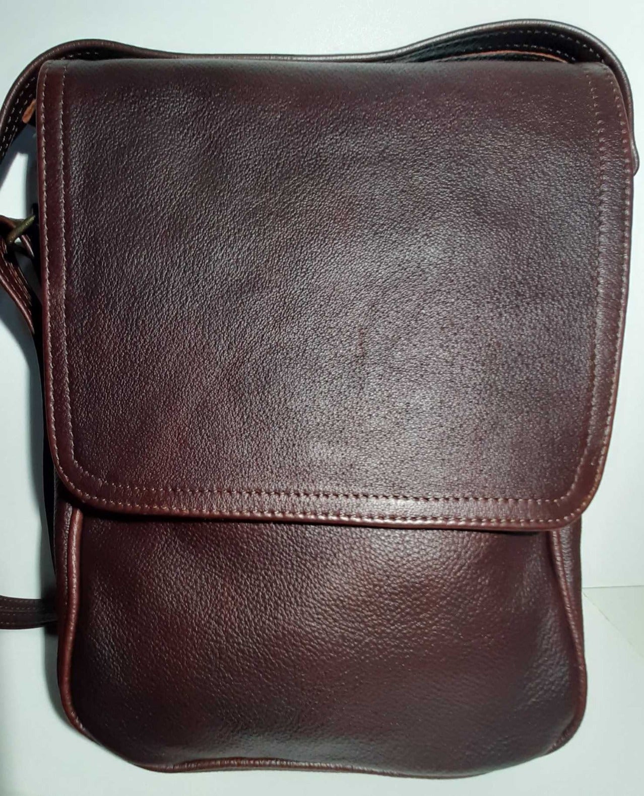 A4 leather Messenger bags