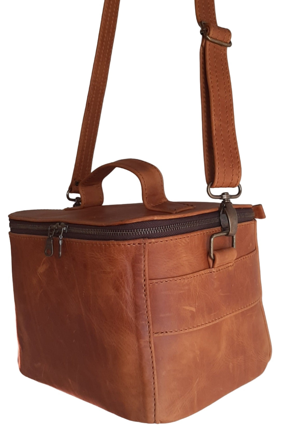 A beautiful genuine leather hand made Vanity case made by Cape Masai leather