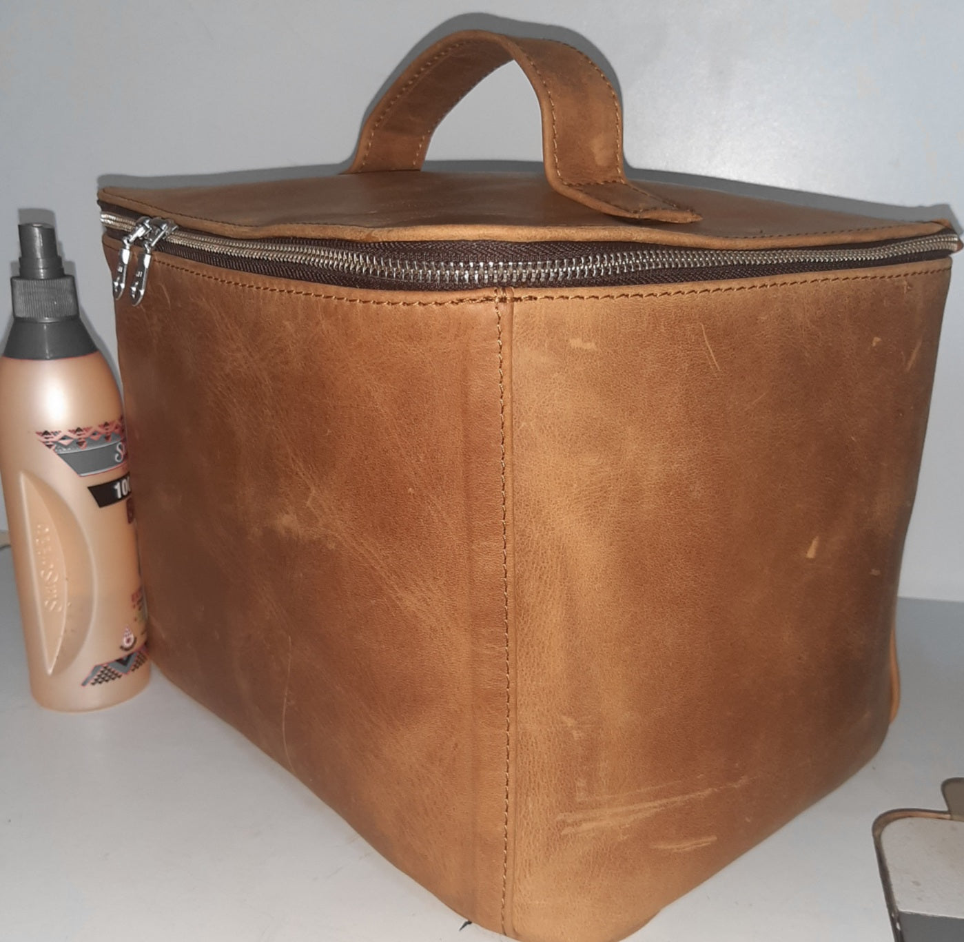 Liezel Van D Vanity bag big - cape Masai leather