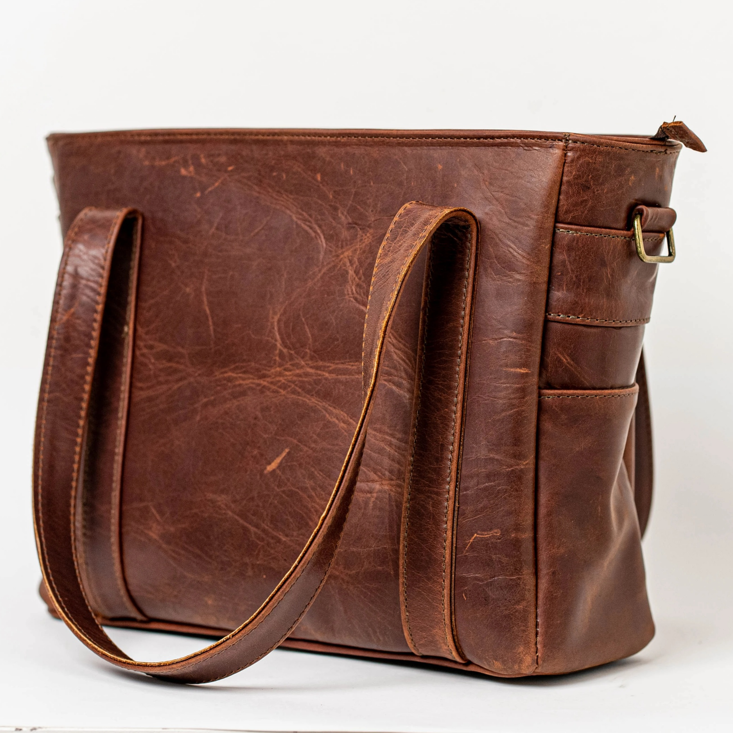Ladies Laptop bags in pitstop cigar made in Cape Town South Africa by Cape Masai leather 