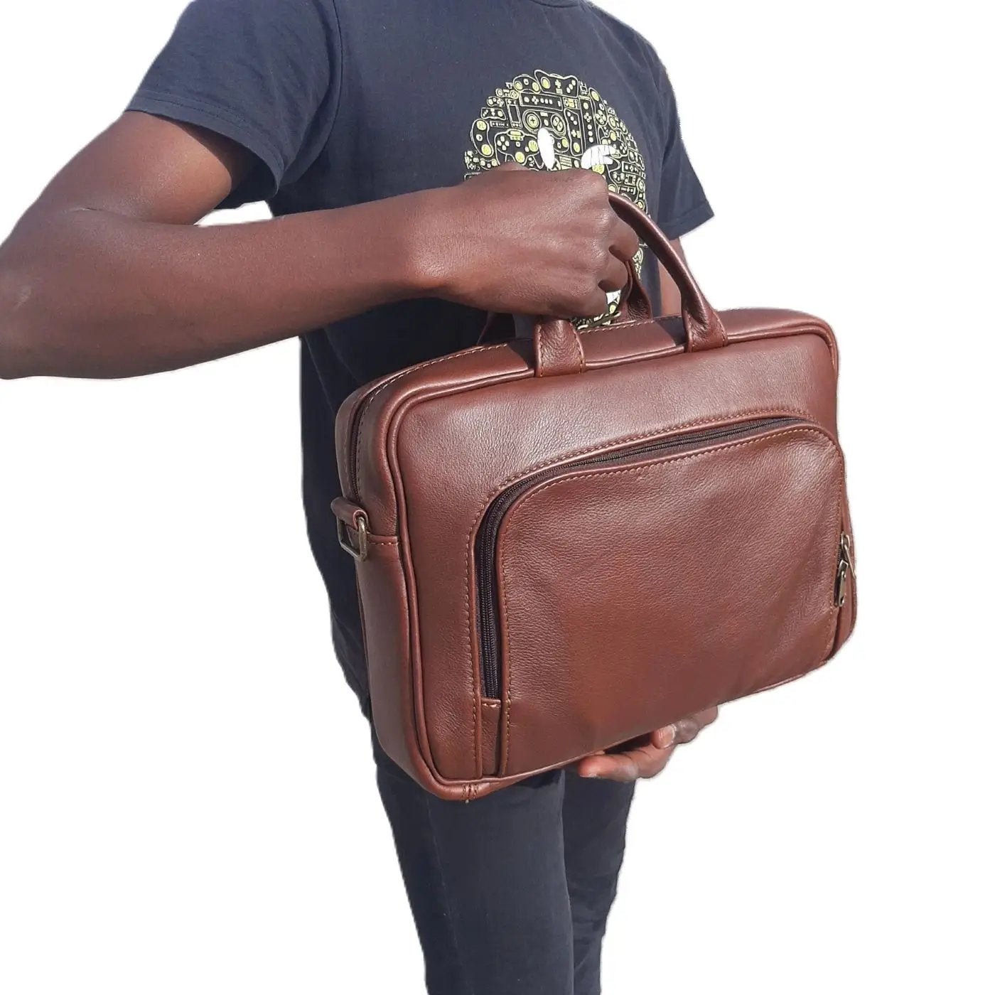Iconic 14 inches laptop briefcase - dark tan Cape Masai Leather Shop