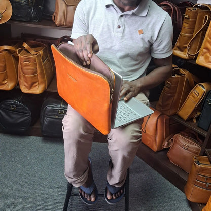 Alex laptop sleeve