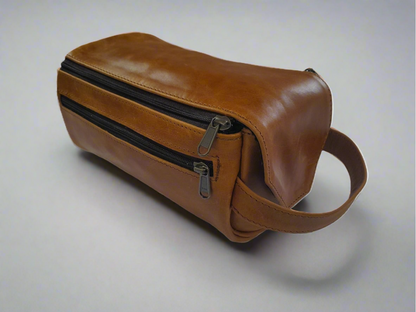 toiletry-bags in light tan colour