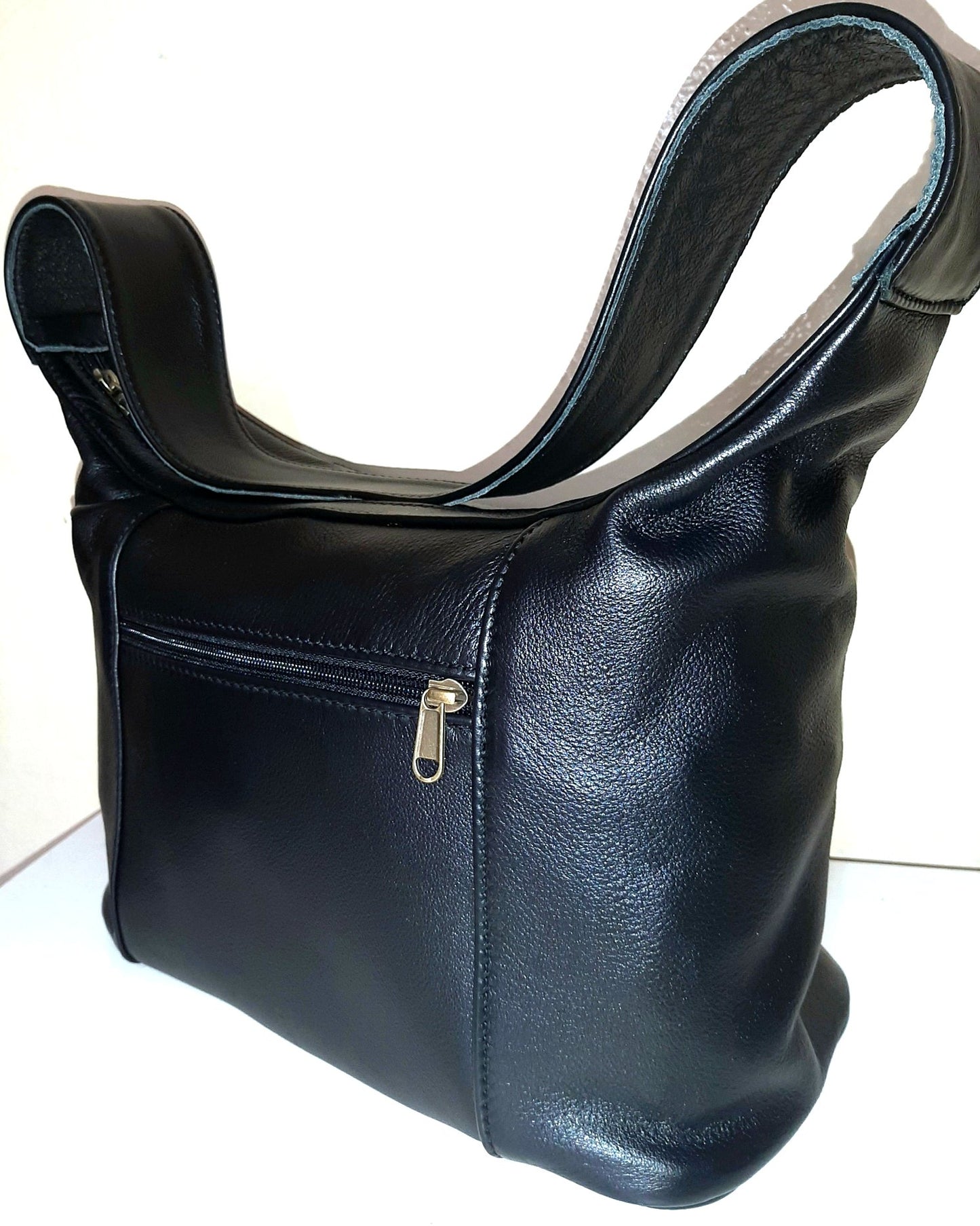 Gb7 leather bags in black - cape Masai Leather