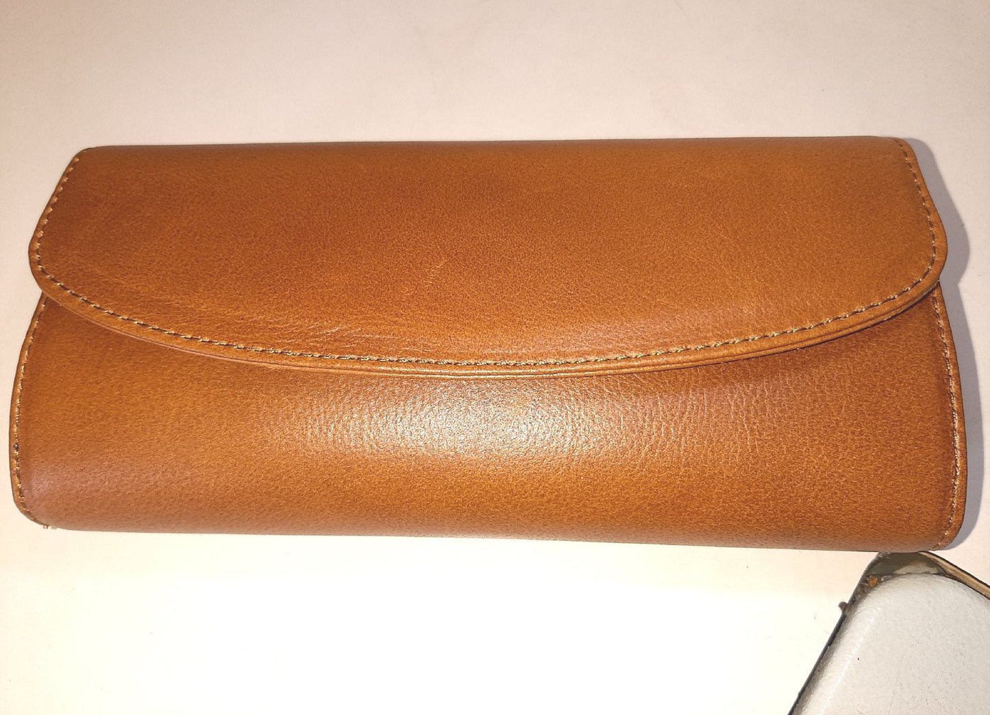 Genuine leather hand made ladies wallets/purse in brown tan colour 