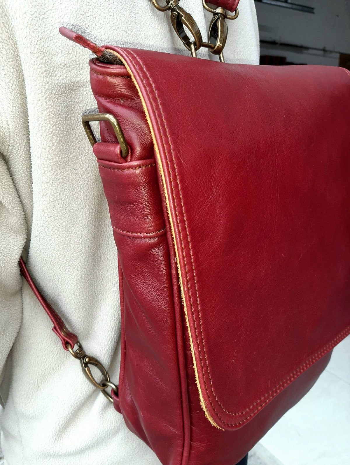Messenger leather bags - cape Masai Leather