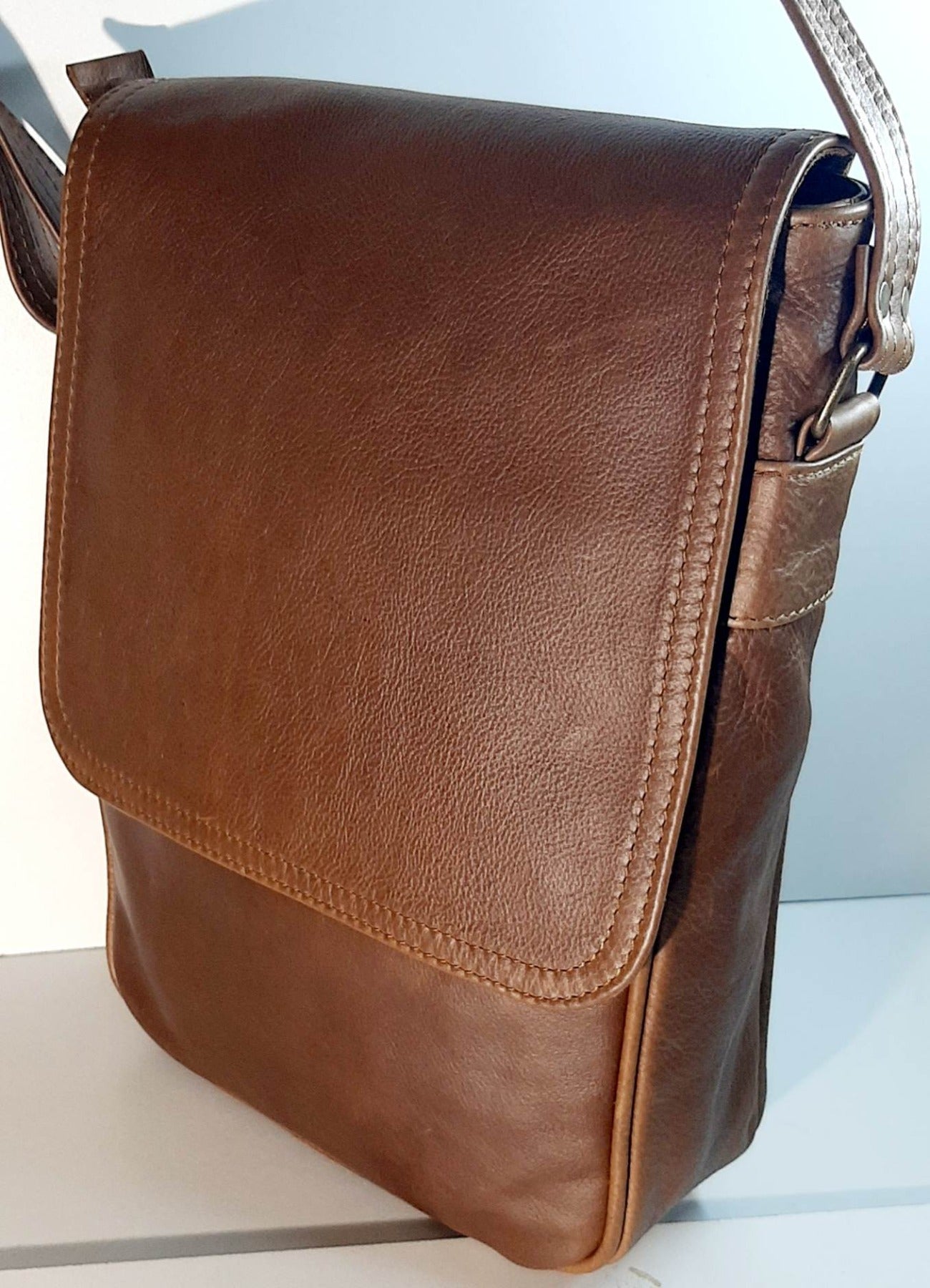 A4 leather Messenger bags