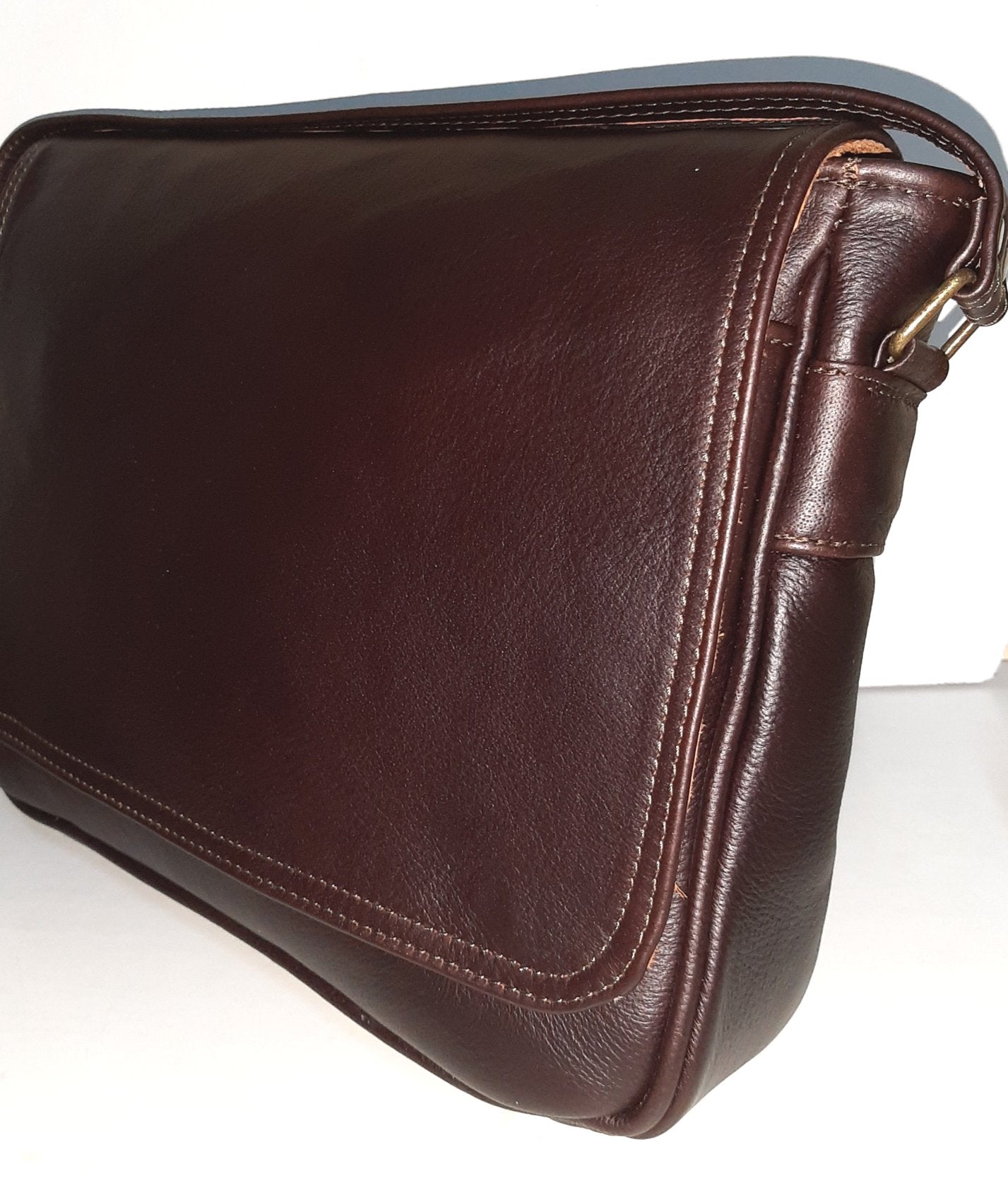 Men's laptop bags 13 - 14 inches  in dark tan colour made by  cape Masai leather 