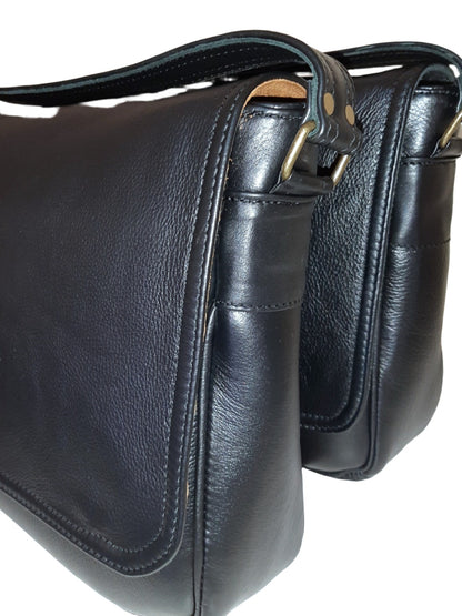 Men's laptop bags 13 - 14 inches in black colour made by  cape Masai leather 